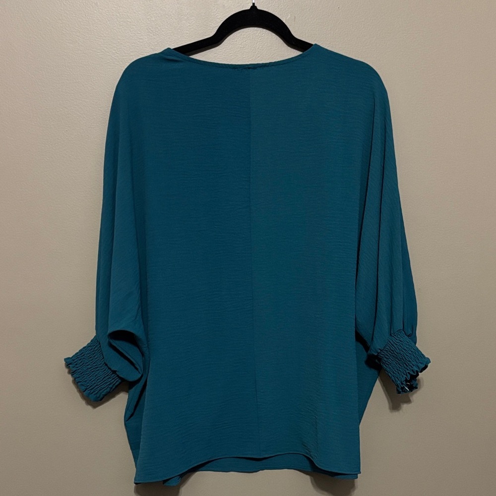 Eesome Teal V-Neck Blouse with Ruched Sleeves - Picture 4 of 4